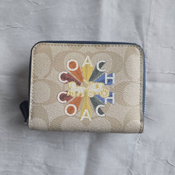 Coach Radial Rainbow Double Zip Wallet- NWOT - Picture 1 of 11